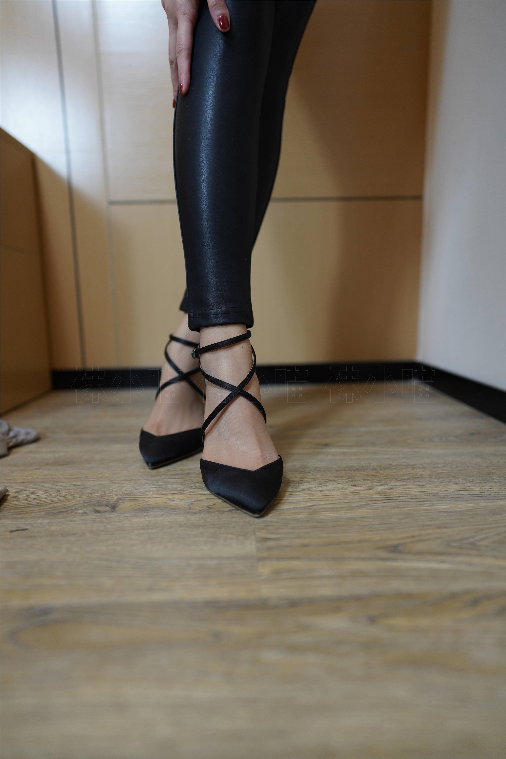 kittyWawa袜小喵  KT255 皮裤